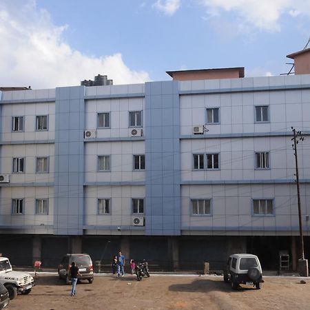 Hotel Barbareek Shillong Exterior photo