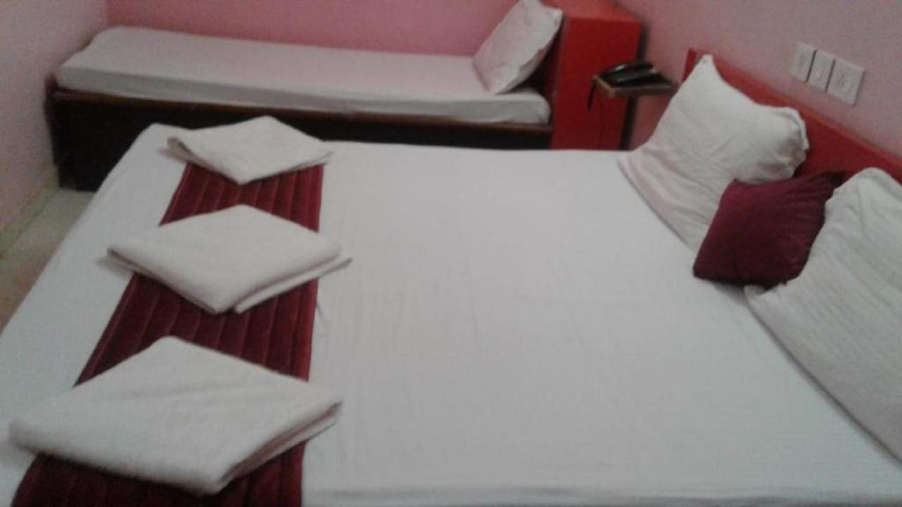 Hotel Barbareek Shillong Exterior photo