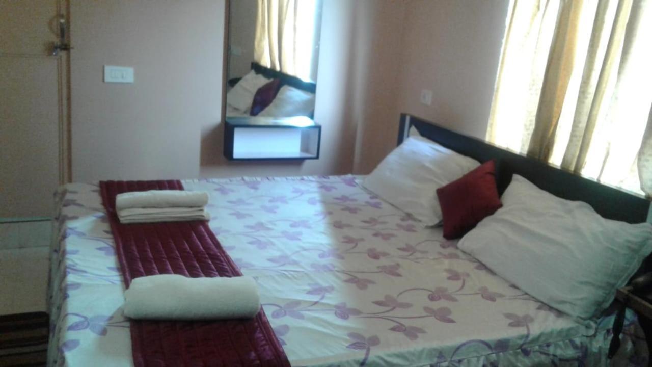 Hotel Barbareek Shillong Exterior photo