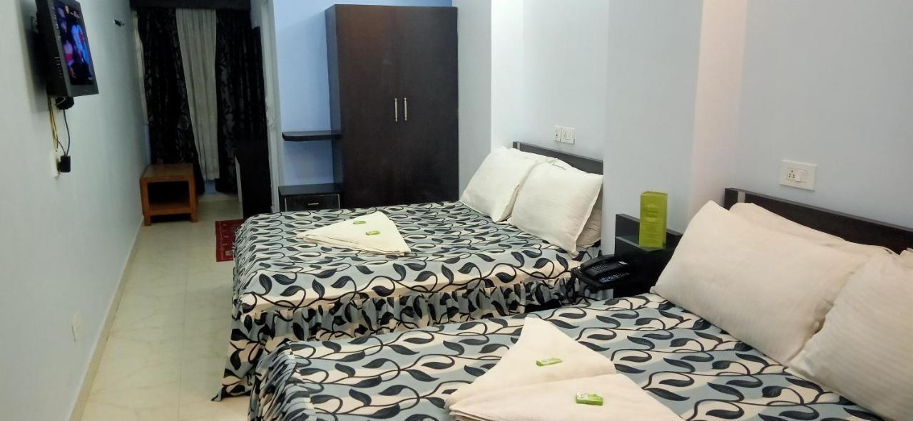 Hotel Barbareek Shillong Exterior photo